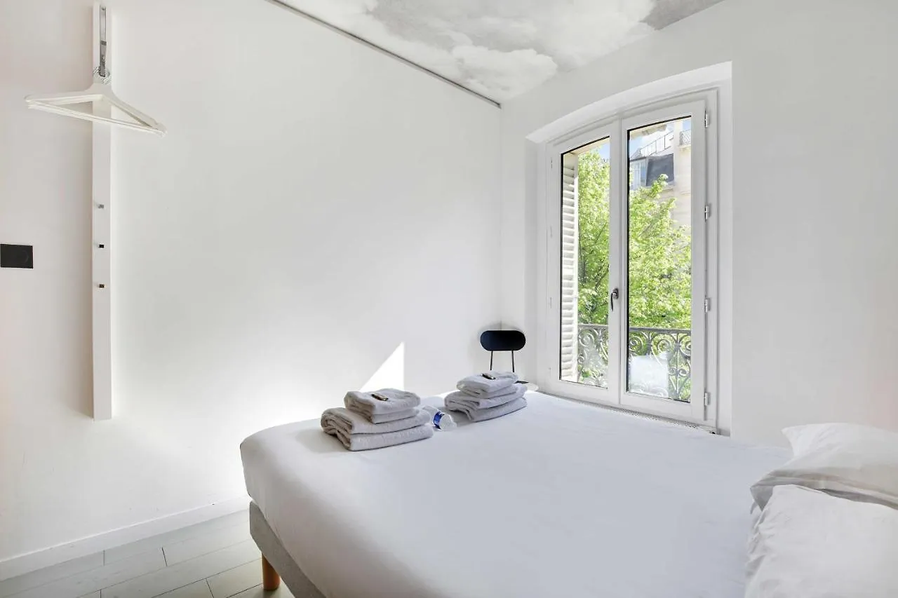 Splendid Place 2Br6P - Maraisrepublique Paris France